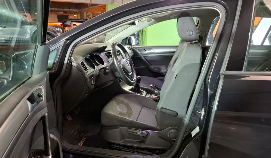 Volkswagen Golf 1.4 TSI COMFORTLINE Hatchback 2016