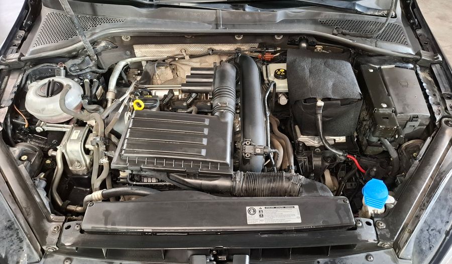 Volkswagen Golf 1.4 TSI COMFORTLINE Hatchback 2016