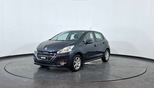 Peugeot • 208