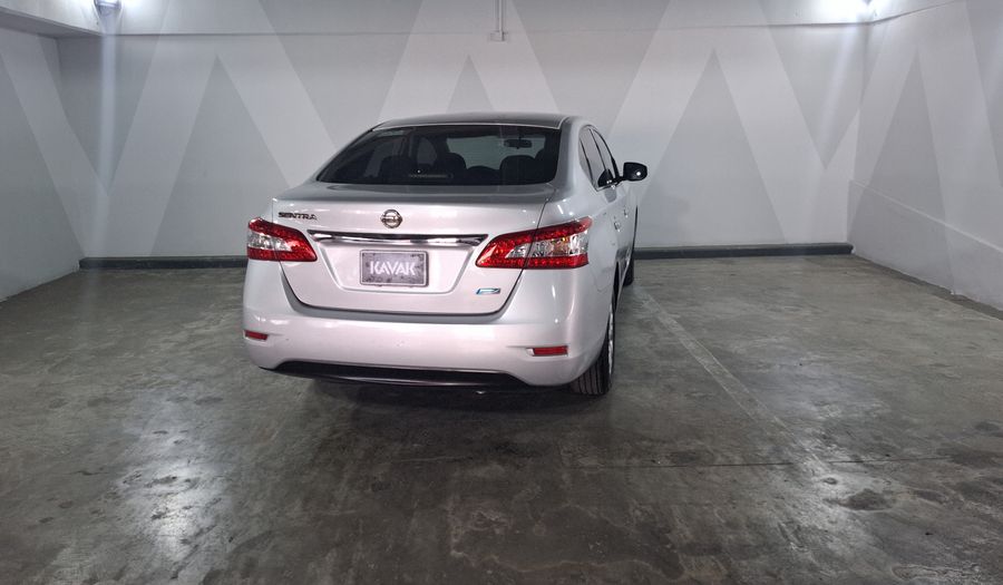 Nissan Sentra 1.8 SENSE CVT Sedan 2016