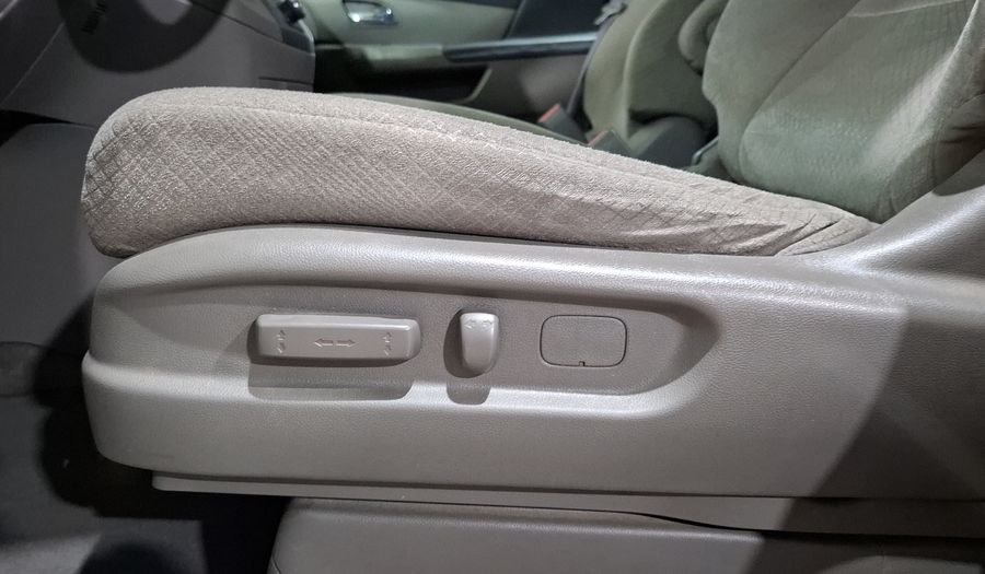 Honda Odyssey 3.5 LX Minivan 2016
