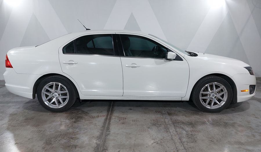 Ford Fusion 2.5 SE I4 AT Sedan 2012