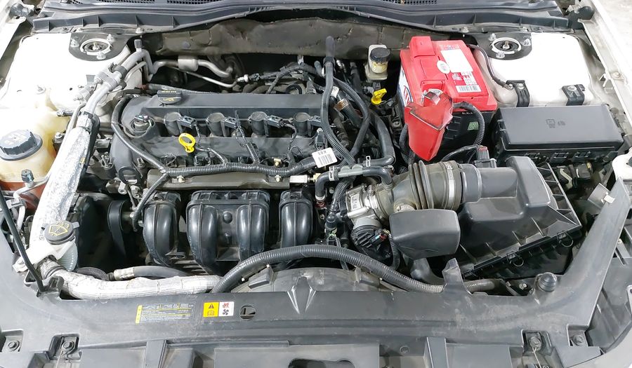 Ford Fusion 2.5 SE I4 AT Sedan 2012
