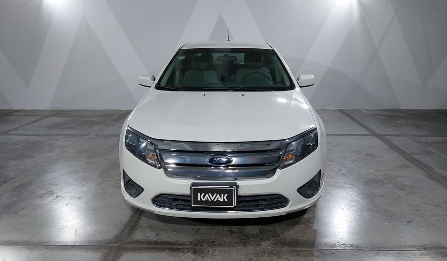Ford Fusion 2.5 SE I4 AT Sedan 2012