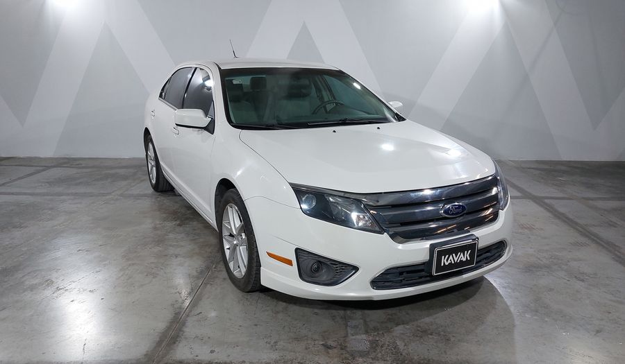 Ford Fusion 2.5 SE I4 AT Sedan 2012