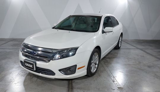 Ford • Fusion