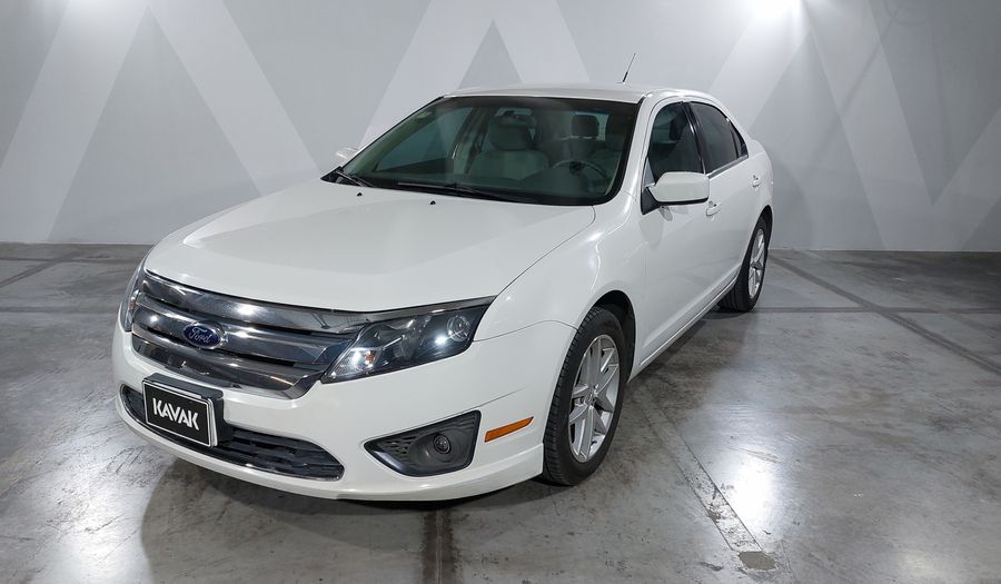 Ford Fusion 2.5 SE I4 AT Sedan 2012