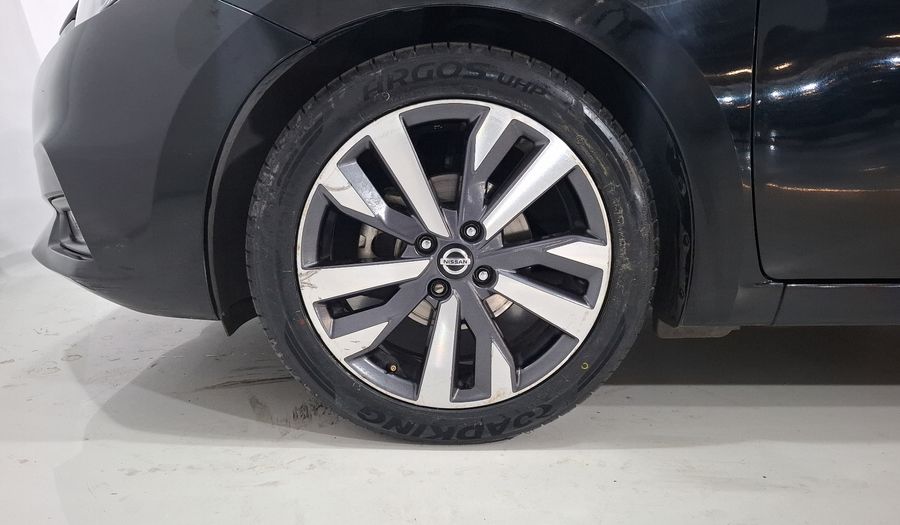 Nissan Versa 1.6 PLATINUM CVT Sedan 2020