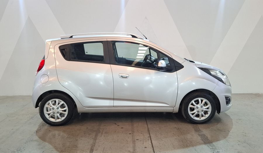 Chevrolet Spark 1.2 LTZ C MT Hatchback 2014