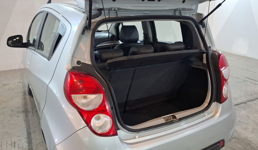 Chevrolet Spark 1.2 LTZ C MT Hatchback 2014