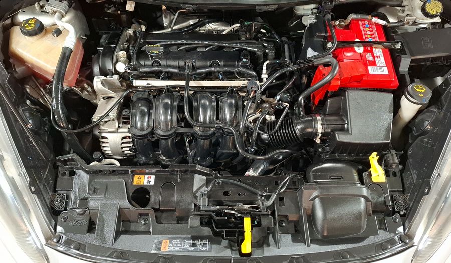 Ford Fiesta 1.6 S MT Sedan 2016