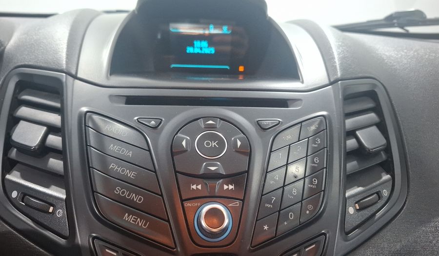 Ford Fiesta 1.6 S MT Sedan 2016