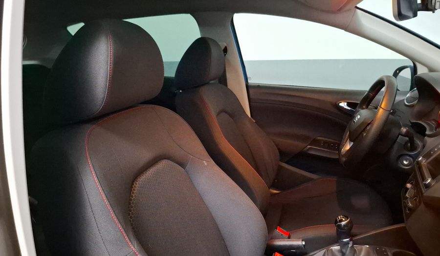 Seat Ibiza 1.2 FR MT SOUND SYSTEM Hatchback 2017