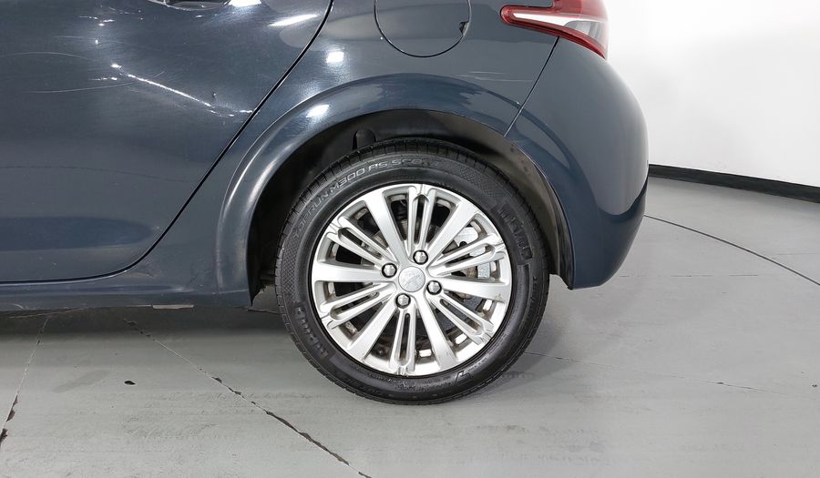 Peugeot 208 1.2 ALLURE PACK PURETECH AUTO Hatchback 2021