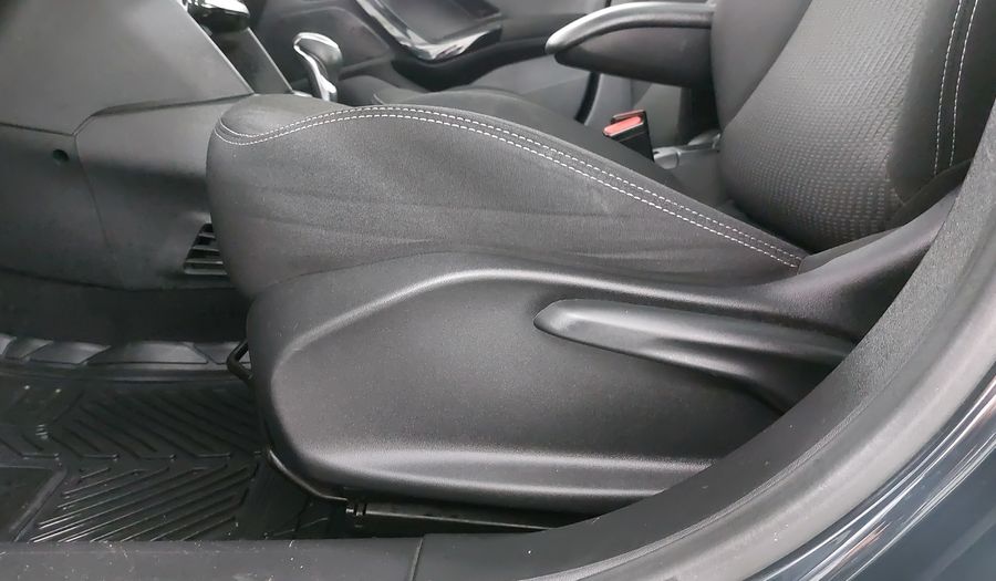 Peugeot 208 1.2 ALLURE PACK PURETECH AUTO Hatchback 2021