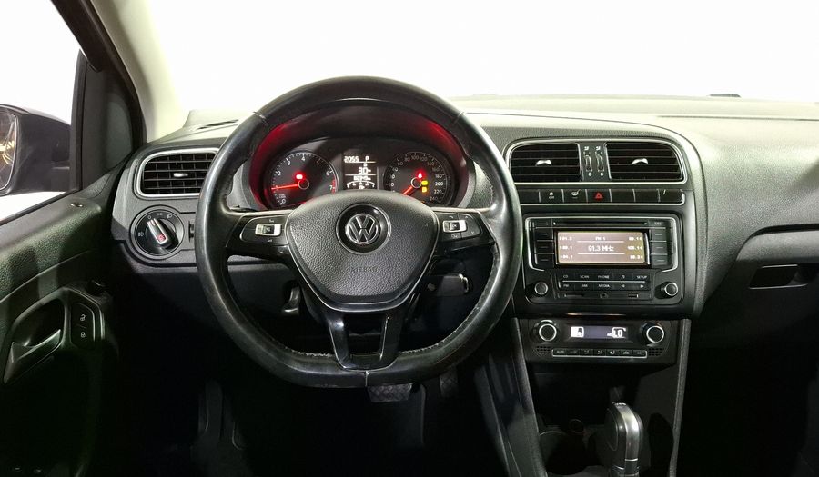 Volkswagen Polo 1.2 TSI DSG Hatchback 2016
