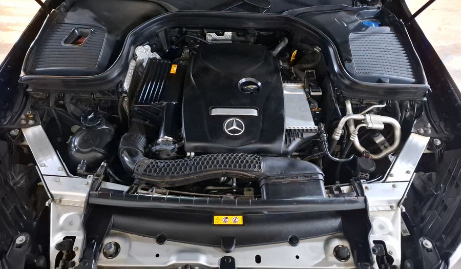 Mercedes Benz Clase Glc 2.0 GLC 300 COUPE AVANTGARDE AUTO 4WD Suv 2019