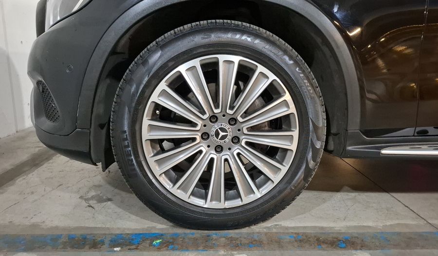 Mercedes Benz Clase Glc 2.0 GLC 300 COUPE AVANTGARDE AUTO 4WD Suv 2019