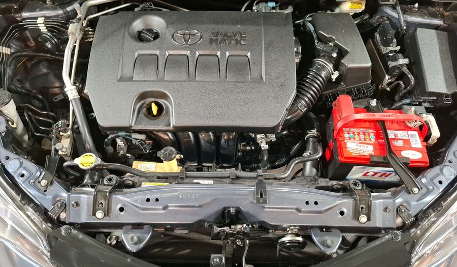 Toyota Corolla 1.8 BASE MT Sedan 2017