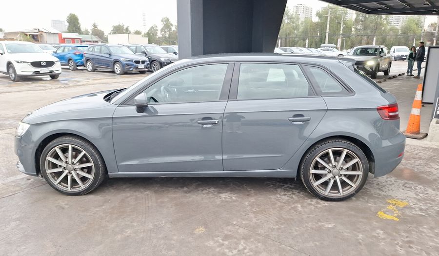 Audi A3 1.4 35 TFSI STRONIC SPORTBACK Hatchback 2020