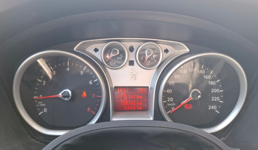 Ford Focus Ii 2.0 GHIA Hatchback 2012