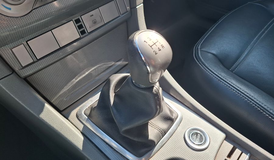 Ford Focus Ii 2.0 GHIA Hatchback 2012