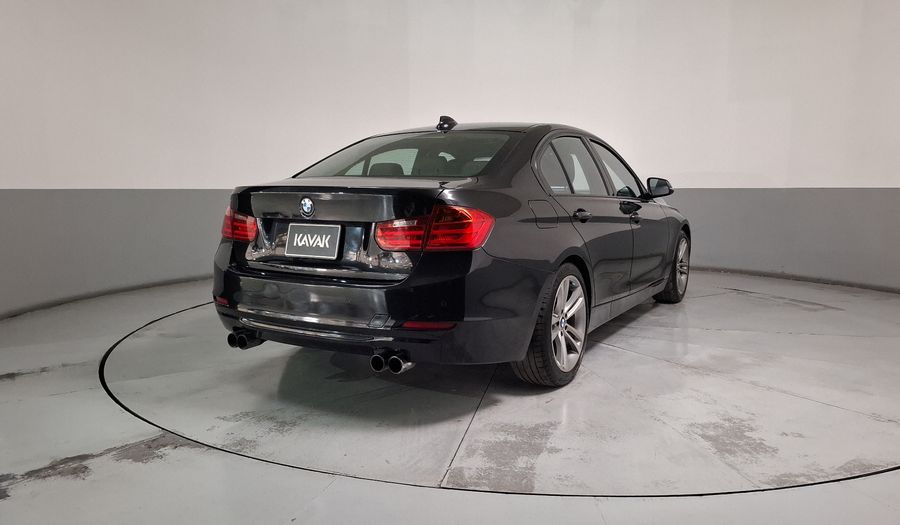 Bmw Serie 3 2.0 328IA SPORT LINE Sedan 2013