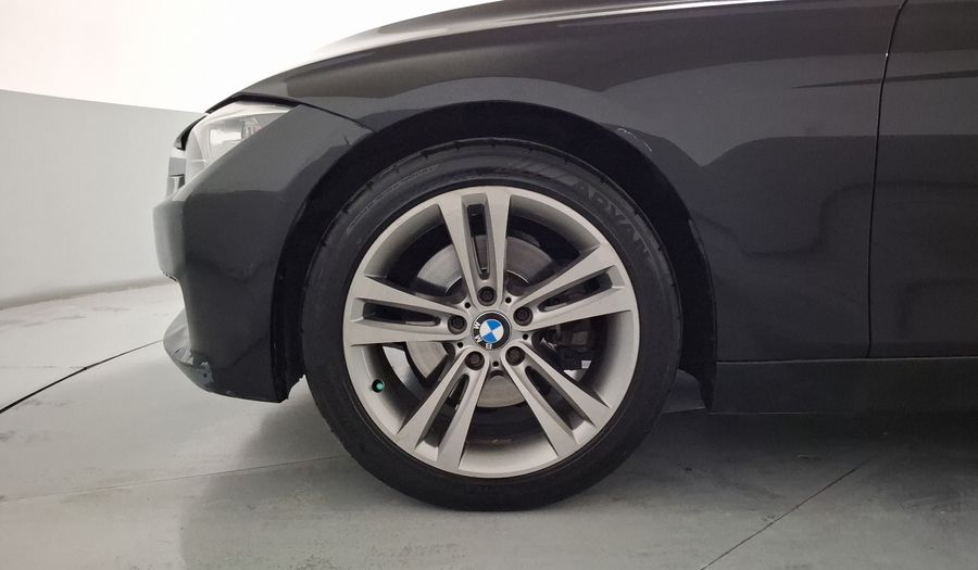 Bmw Serie 3 2.0 328IA SPORT LINE Sedan 2013