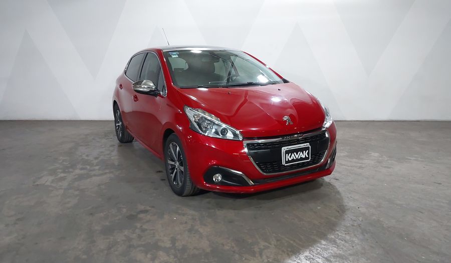Peugeot 208 1.6 FELINE AT Hatchback 2017