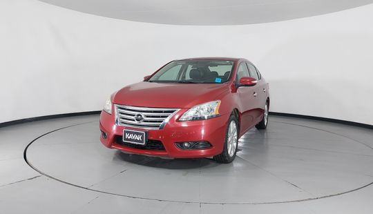 Nissan • Sentra