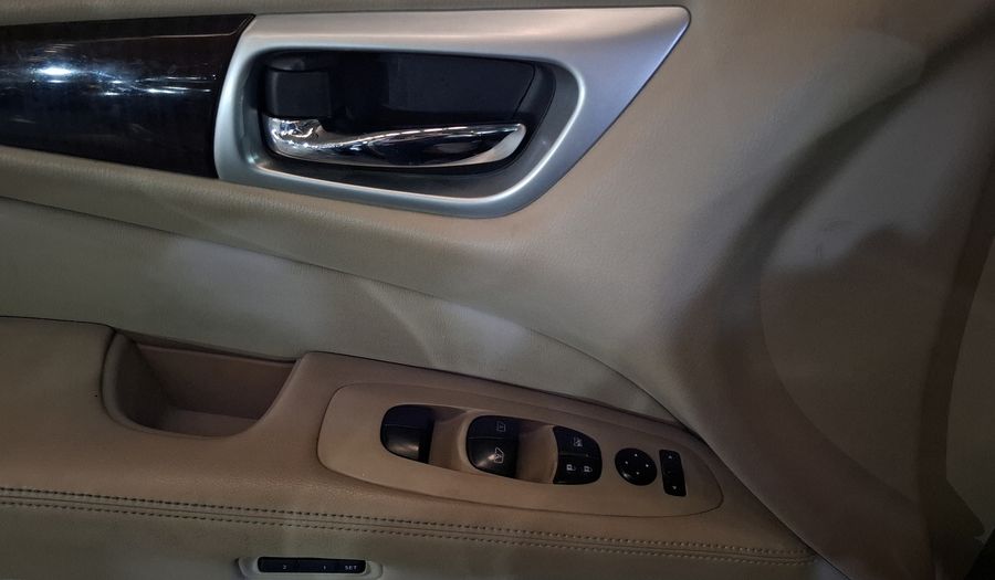 Nissan Pathfinder 3.5 EXCLUSIVE AT 4WD Suv 2016