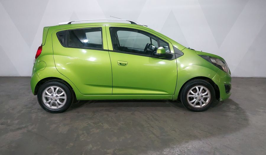 Chevrolet Spark 1.2 LTZ C MT Hatchback 2015