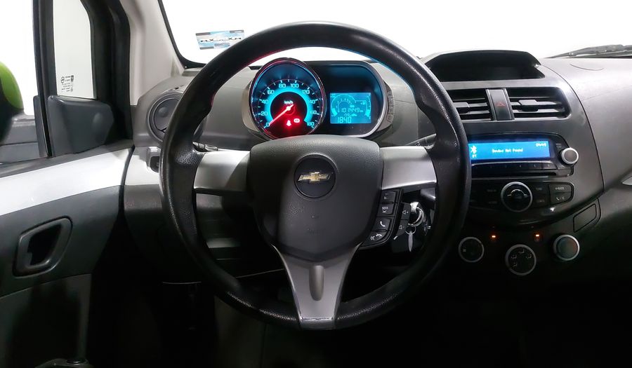 Chevrolet Spark 1.2 LTZ C MT Hatchback 2015