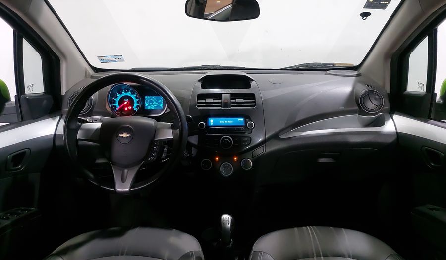 Chevrolet Spark 1.2 LTZ C MT Hatchback 2015