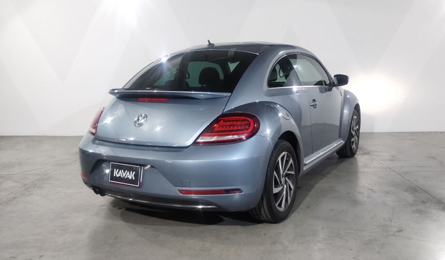 Volkswagen Beetle 2.5 SOUND Hatchback 2018