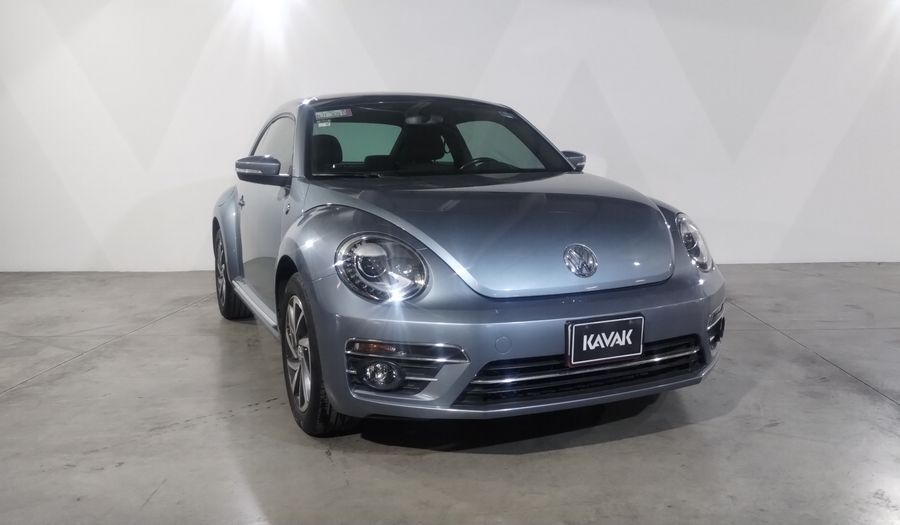 Volkswagen Beetle 2.5 SOUND Hatchback 2018