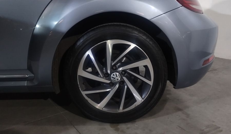 Volkswagen Beetle 2.5 SOUND Hatchback 2018