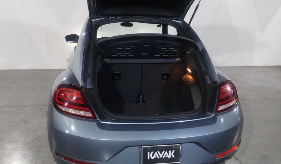 Volkswagen Beetle 2.5 SOUND Hatchback 2018