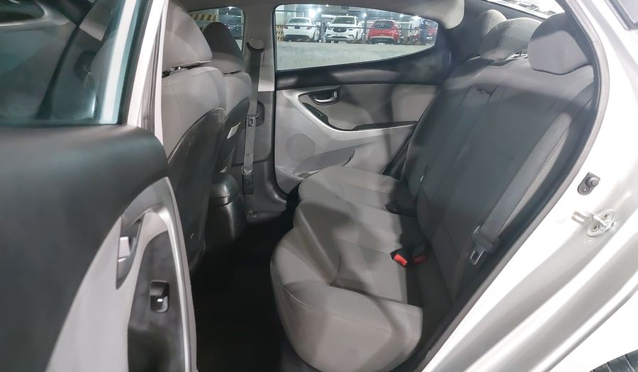 Hyundai Elantra 1.8 GLS PREMIUM AT Sedan 2015