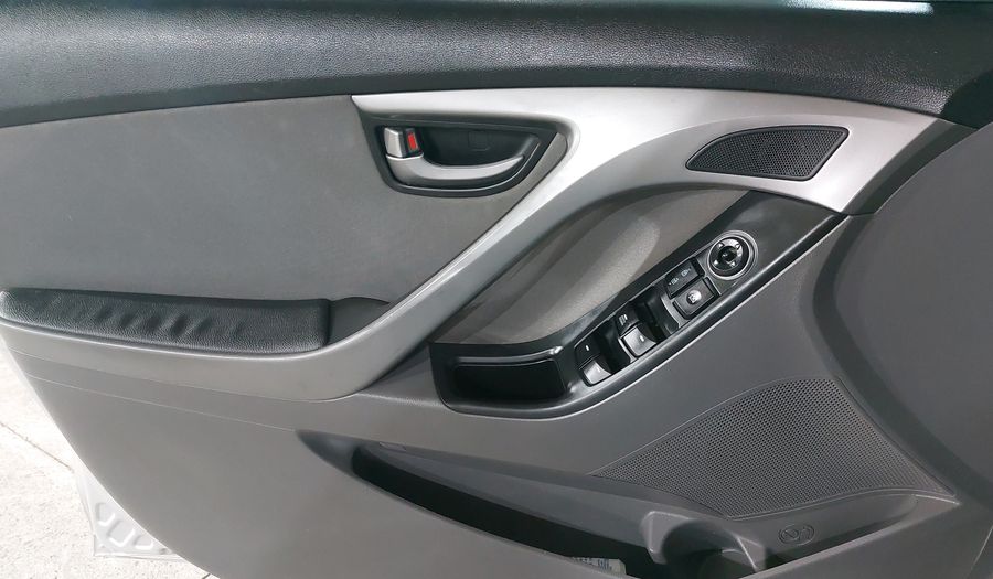 Hyundai Elantra 1.8 GLS PREMIUM AT Sedan 2015