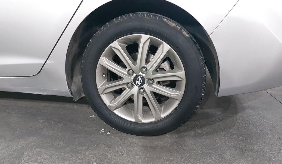 Hyundai Elantra 1.8 GLS PREMIUM AT Sedan 2015
