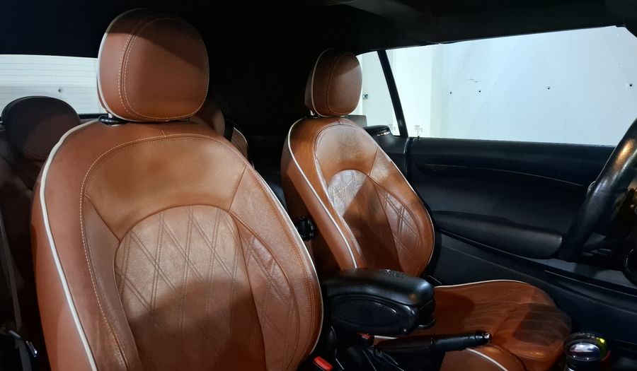 Mini Cooper S 2.0 COOPER CONVERTIBLE HOT CHILI AT Convertible 2017