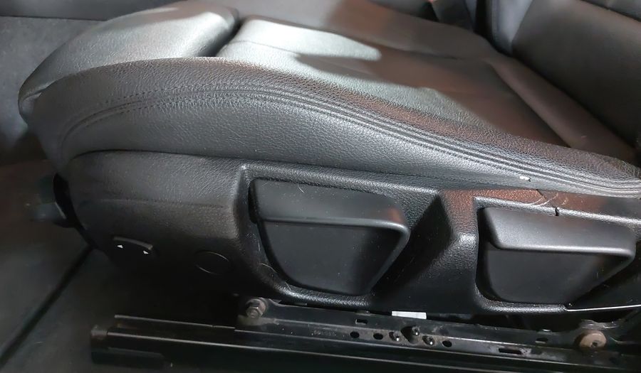 Bmw Serie 1 2.0 120IA SPORT LINE AUTO Hatchback 2018