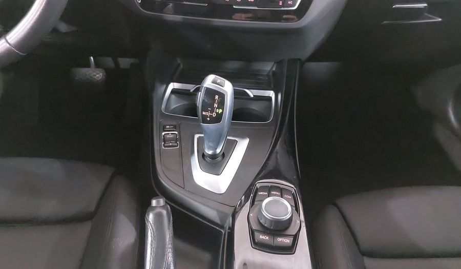 Bmw Serie 1 2.0 120IA SPORT LINE AUTO Hatchback 2018