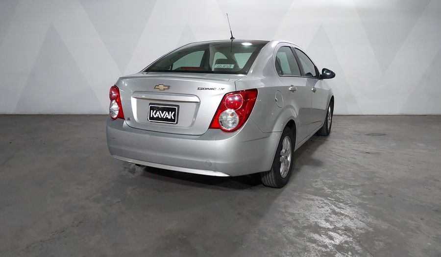 Chevrolet Sonic 1.6 AT E LT Sedan 2015