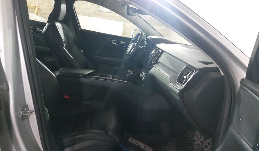 Volvo S60 2.0 T5 IGNITE AUTO 4WD Sedan 2020