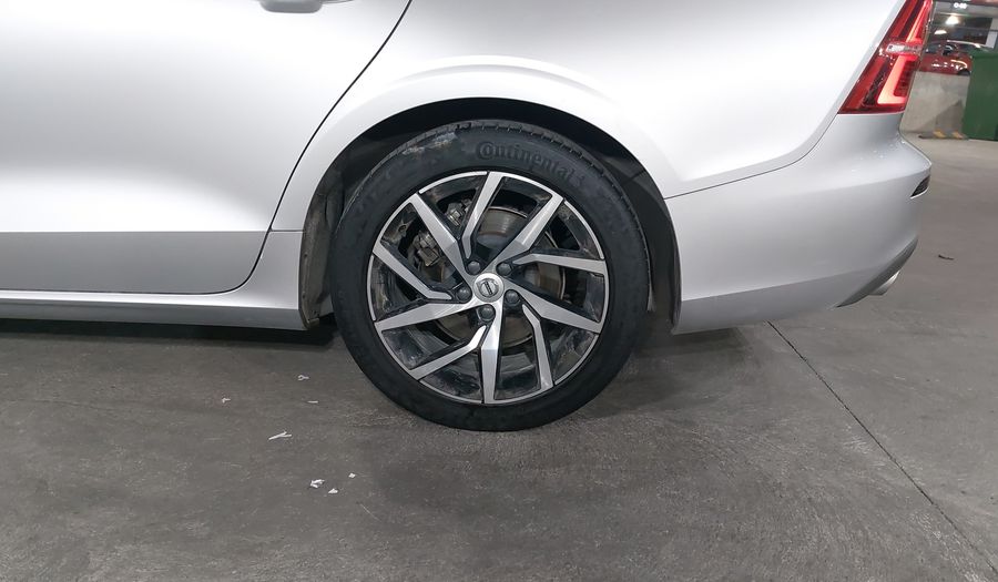 Volvo S60 2.0 T5 IGNITE AUTO 4WD Sedan 2020