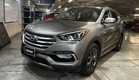 Hyundai • Santa Fe