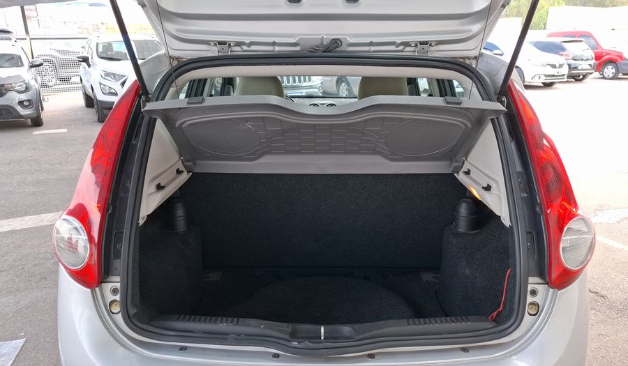 Fiat Palio 1.6 16V ESSENCE Hatchback 2013