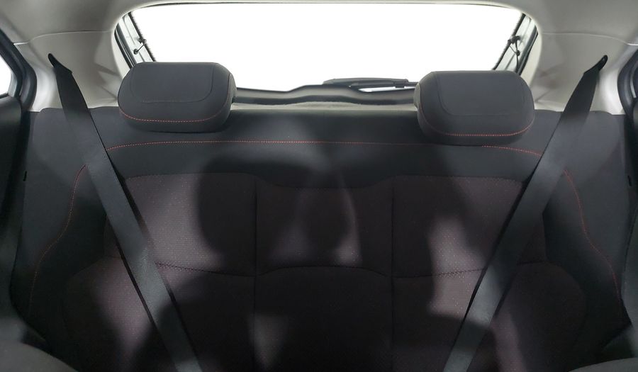 Chevrolet Onix MPFI LT Hatchback 2016